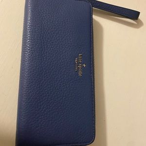Kate Spade blue leather wristlet wallet. Brand new- never used!